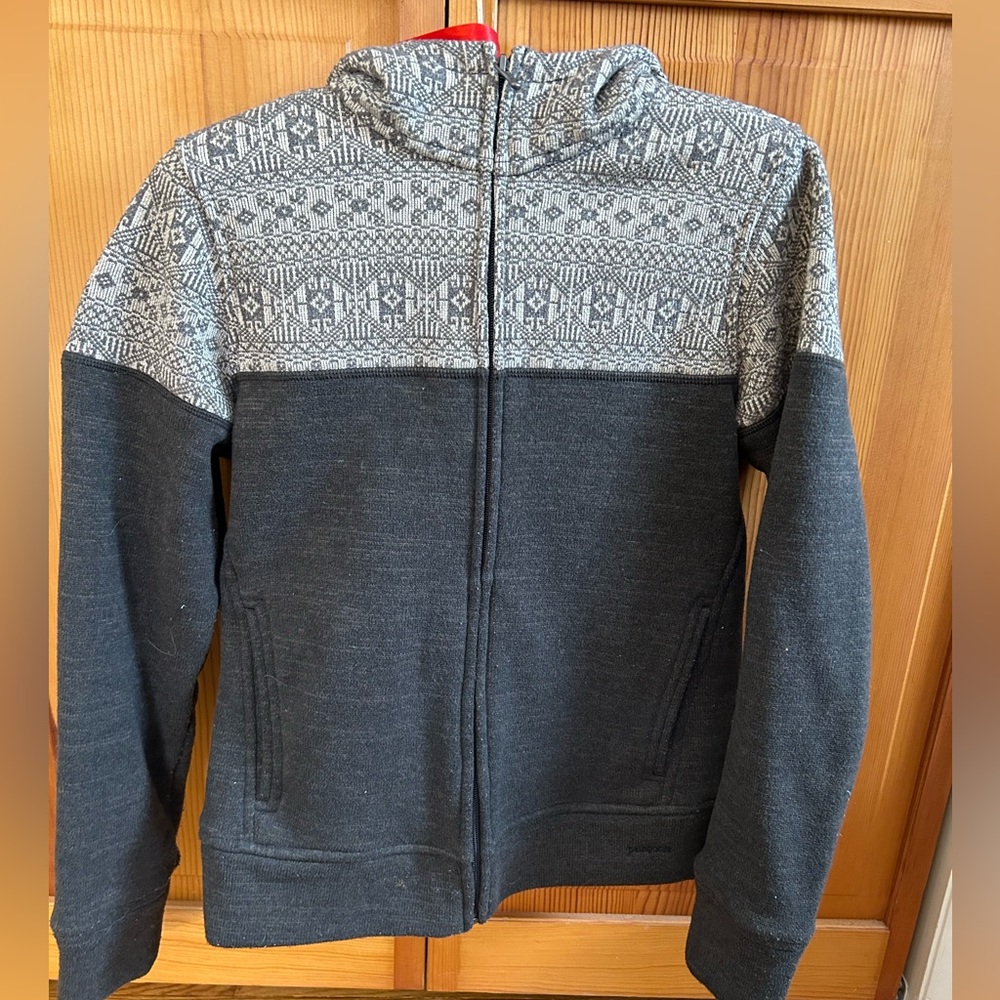 Patagonia wool jacket. Brown and tan. Women’s Small